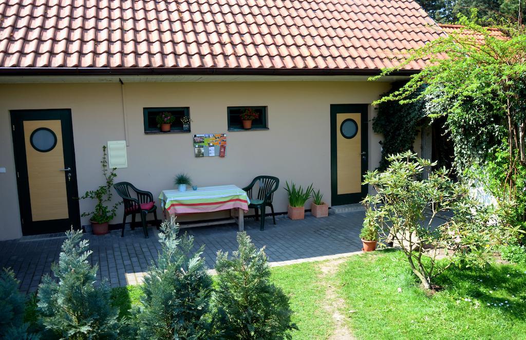 Penzion04 Hotel Třeboň Kültér fotó